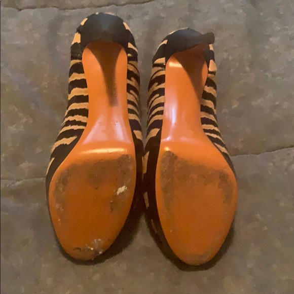 GUCCI HIGH HEELED BOOTIES size 38 1/2 - Picture 2 of 5